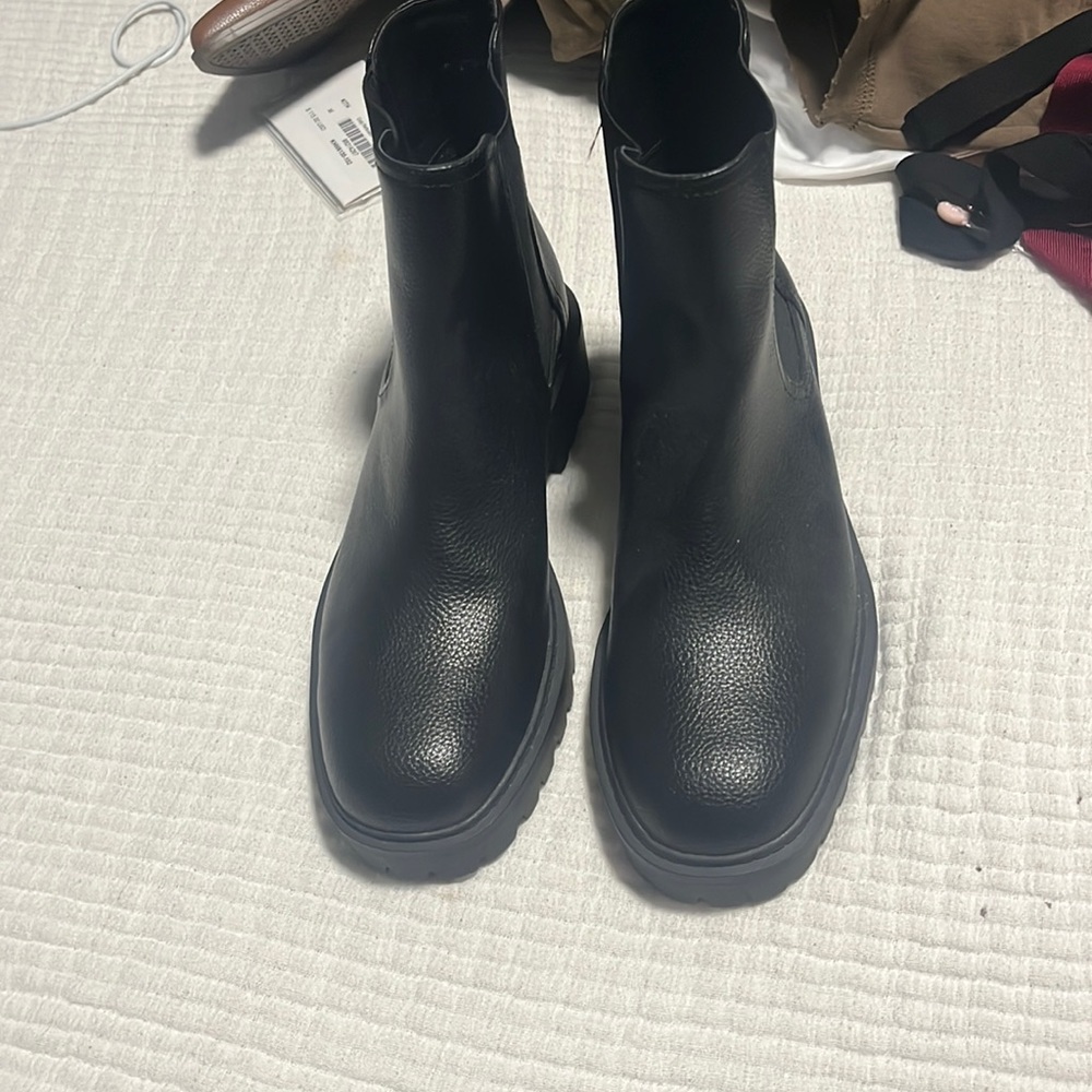 Never worn